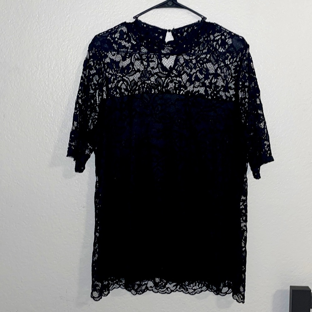 Satin & Lace & Black ss top.